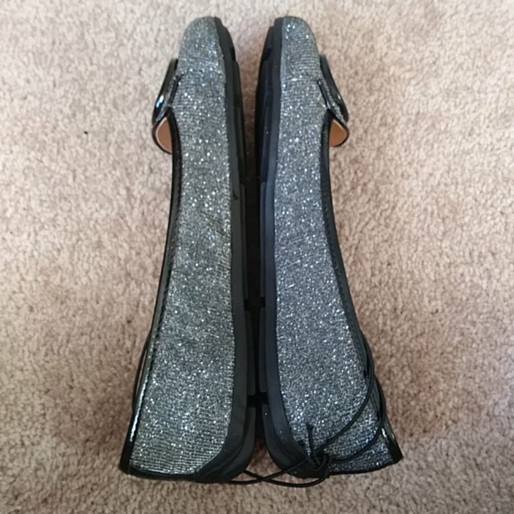 Shoe - Picture 7 of 8